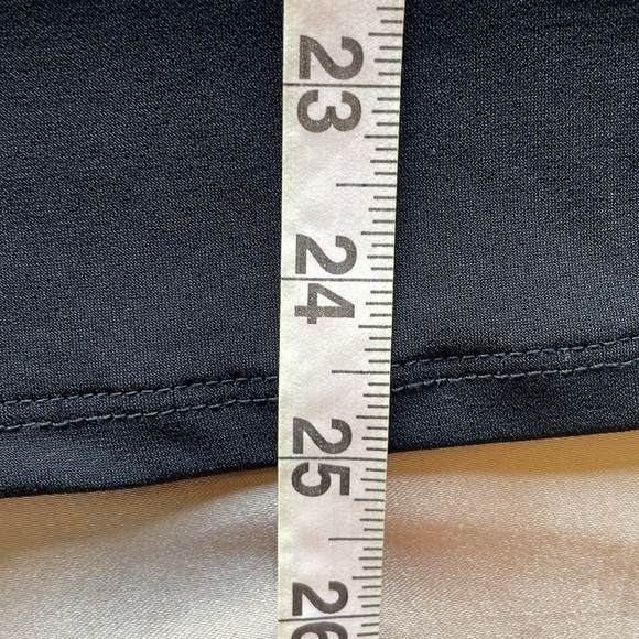 NWOT Ellen Tracy Black & Gold Laced Shoulder Detail Sleeveless Top Size Small - Picture 7 of 10